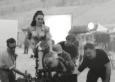 Η Charli XCX συναντά τον Βενσάν Κασέλ στο κινηματογραφικό «Camera»