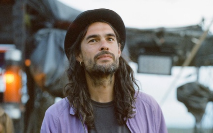 O Ολιβερ Λάσε οραματίζεται το δικό του «2001» και υπόσχεται μια κινηματογραφική εμπειρία κάθαρσης