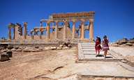 «On Sourit pour la Photo»: Ακόμη μια διεθνής συμπαραγωγή ξεκινά γυρίσματα σε Αθήνα και Αίγινα