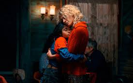 Το Μυστηρίωδες Βλέμμα του Ροζ Φλαμίνγκο