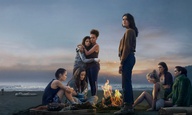 «The Wilds»: Φανταστείτε το «Lost», αλλά μόνο με κορίτσια στην εφηβεια