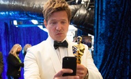 Oscars 2021: χαζέψτε 50+ ακυκλοφόρητες φωτογραφίες από τα παρασκήνια!
