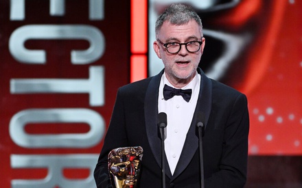 Ο Πολ Τόμας Αντερσον αρνείται να απαντήσει σε πολιτικές ερωτήσεις