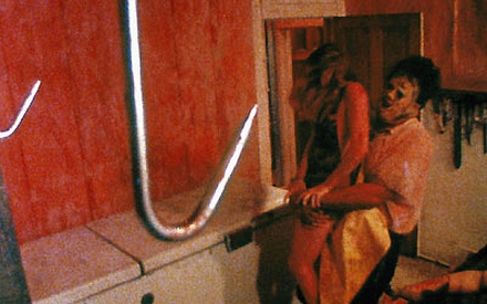 «Ο Σχιζοφρενής Δολοφόνος με το Πριόνι» σε 3D. Ουρλιάξτε ελεύθερα.