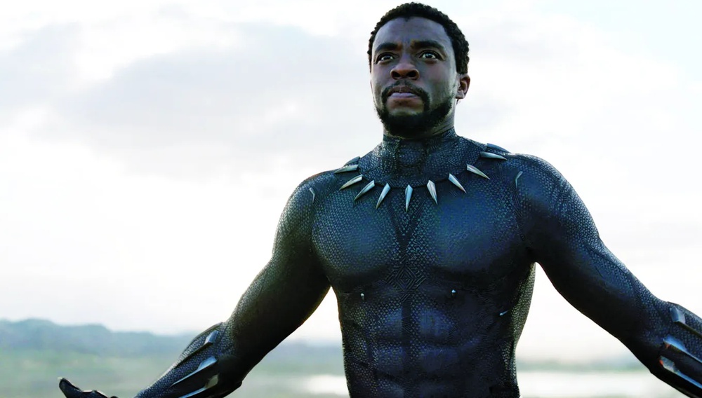 Το αστέρι του Τσάντγουικ Μπόουζμαν θα συνεχίσει να λάμπει, πλέον από το Hollywood Walk of Fame