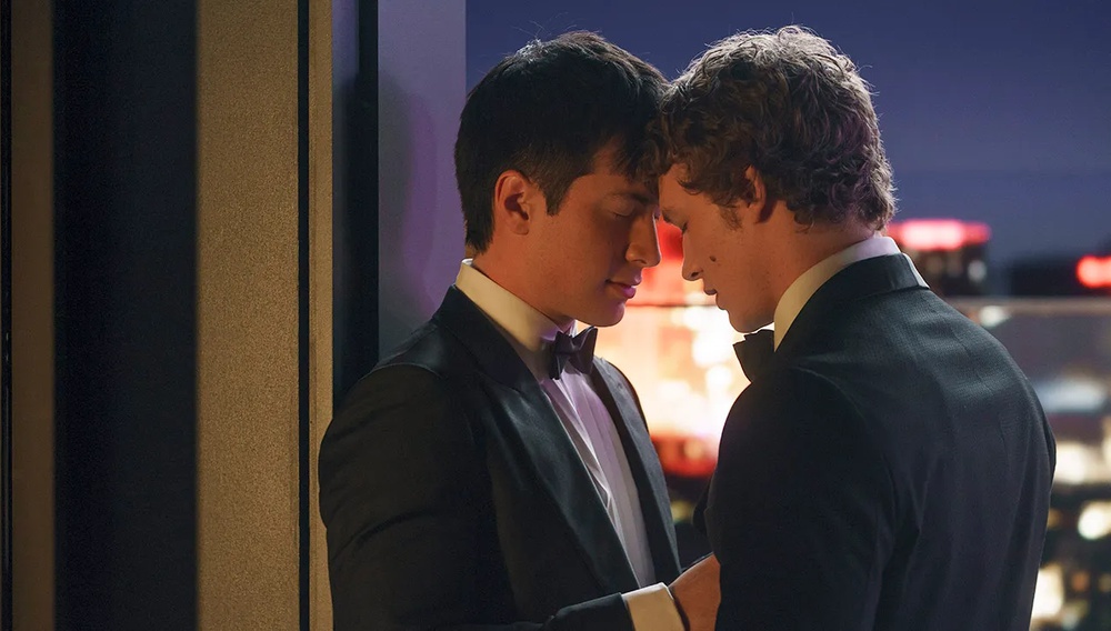 Δικαστήριο της Μόσχας κατηγορεί τις υπηρεσίες streaming για «ΛΟΑΤΚΙ+ προπαγάνδα» λόγω του «Heated Rivalry»