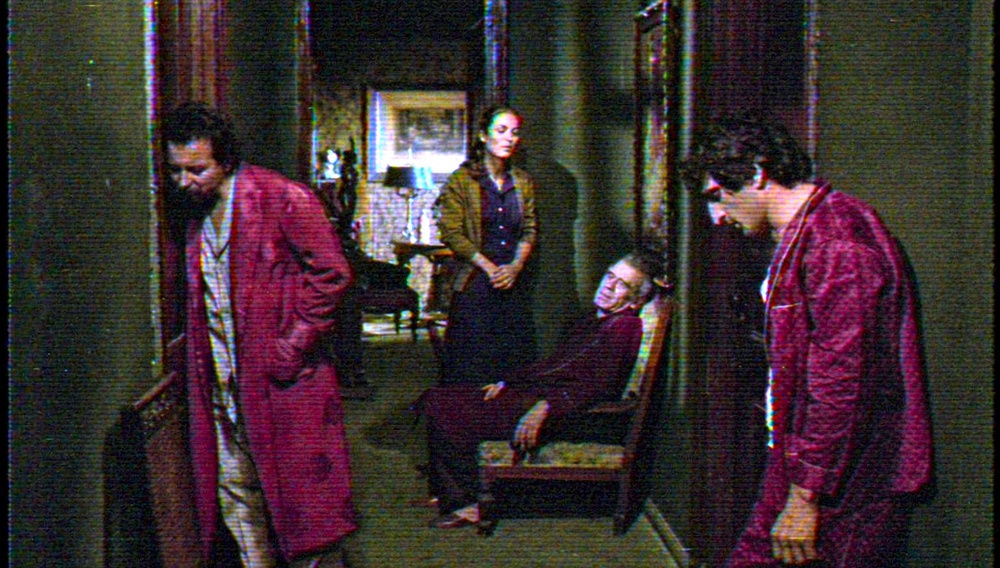 Ο Γιάννης Βεσλεμές «ηχοτροπεί» πάνω στους «Τεμπέληδες της Εύφορης Κοιλάδας»