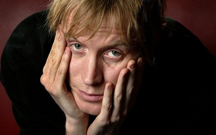 Συνελήφθη ο Ρις Ιφανς στην Comic Con!