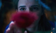 H Μπελ ξανασυναντά το Τέρας στο πρώτο teaser του «Beauty and the Beast» με την Εμα Γουότσον