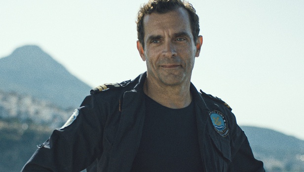 Κωνσταντίνος Μαρκουλάκης: «Στις βάρκες, είναι άνθρωποι - γιοι, κόρες, μαμάδες, μπαμπάδες, εγώ, εσύ…»