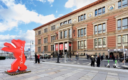 Ανοιχτή επιστολή 80 δημιουργών αντιδρούν για την «σιωπή» της Berlinale για τη Γάζα