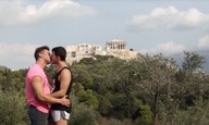 To «Symposium: Αn Αthenian Rawmance» είναι art-porn και τουριστική ατραξιόν μαζί!