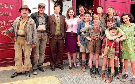 Πραγματικός...  Πόλεμος (των Κουμπιών)