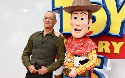 Ο Τομ Χανκς φοβάται πως η Disney θα μπορούσε να αναστήσει τον Γούντι με Τ.Ν.