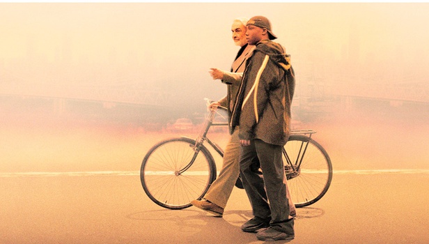 Τι βλέπουμε στο σπίτι την Κυριακή, 19 Απριλίου