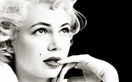 Στη μπανιέρα με  τη Μέριλιν: Ενα κλιπ από το «My Week With Marilyn»