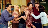 Η Λίζα Κούντροου αποκαλύπτει πως το reunion των Friends γυρίζεται ήδη!