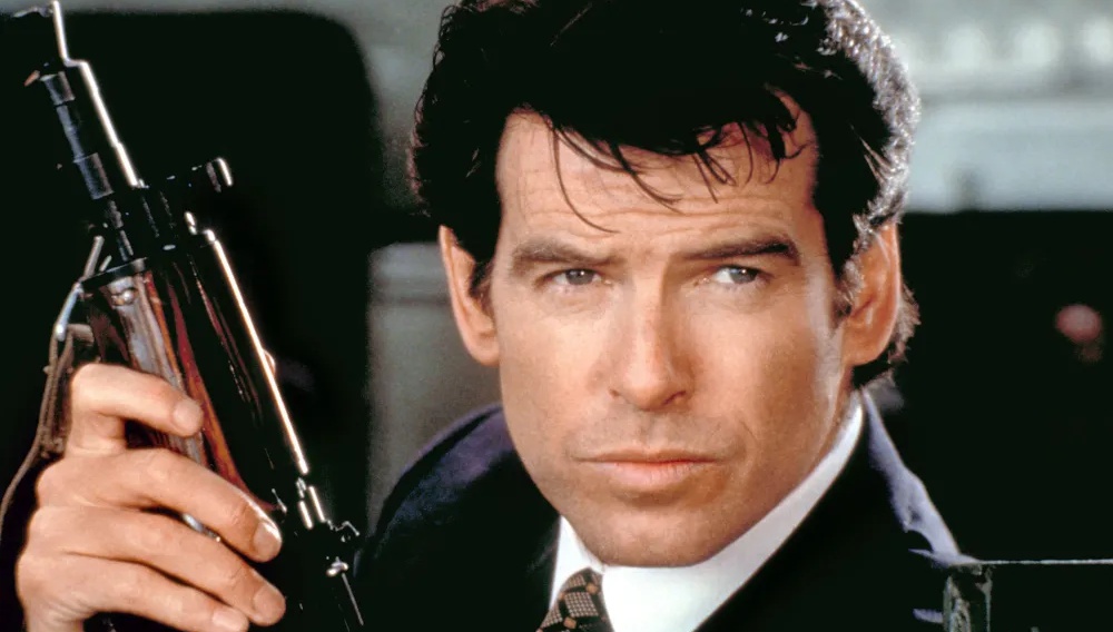 Ο Πιρς Μπρόσναν έχει βαρεθεί να μιλάει για τον Τζέιμς Μποντ