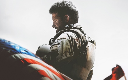 To «American Sniper» του Κλιντ Ιστγουντ σαρώνει τα ταμεία, διχάζει το Χόλιγουντ! 