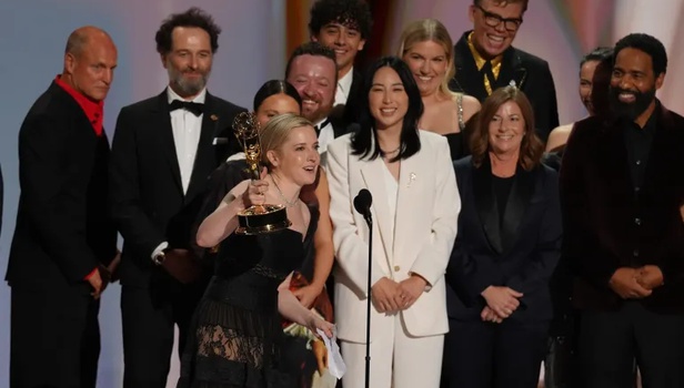 Emmys 2026: Αυτό είναι το ιστορικό ρεκόρ που κατέρριψε το «Widow’s Bay»