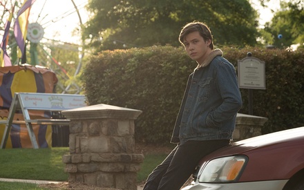 «Love, Simon».  Μια teen movie που άργησε μερικές δεκαετίες. Αλλά επιτέλους είναι εδώ.