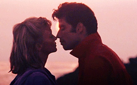 To Flix στις αξέχαστες παραλίες του σινεμά #5 - Grease (1978)