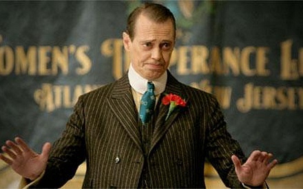 Δεν... μασάει ο Στιβ Μπουσέμι